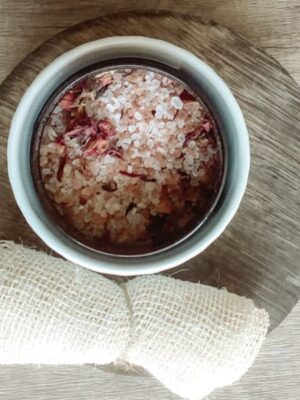 pink bath salts with rose geranium essential oil blend